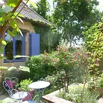 Komfort- Ruhe- Privater Pool- Ev-ladestation By Interhome Lanquais