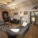 Komfort- Ruhe- Privater Pool- Ev-ladestation By Interhome * Lanquais
